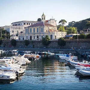 Anna House Appartamento Portici